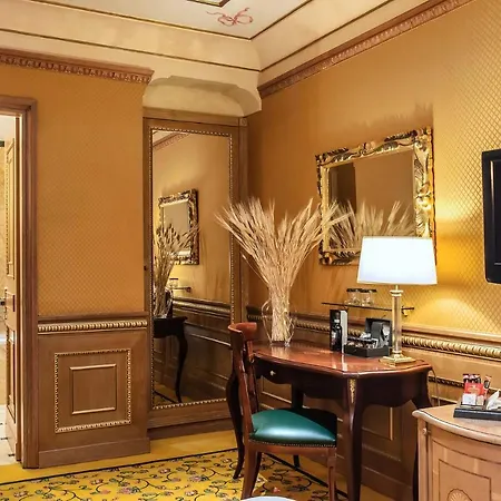 Отель River Palace Рим