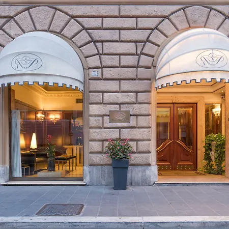 River Palace Hotell 4*