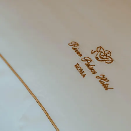 Hotel River Palace 4*