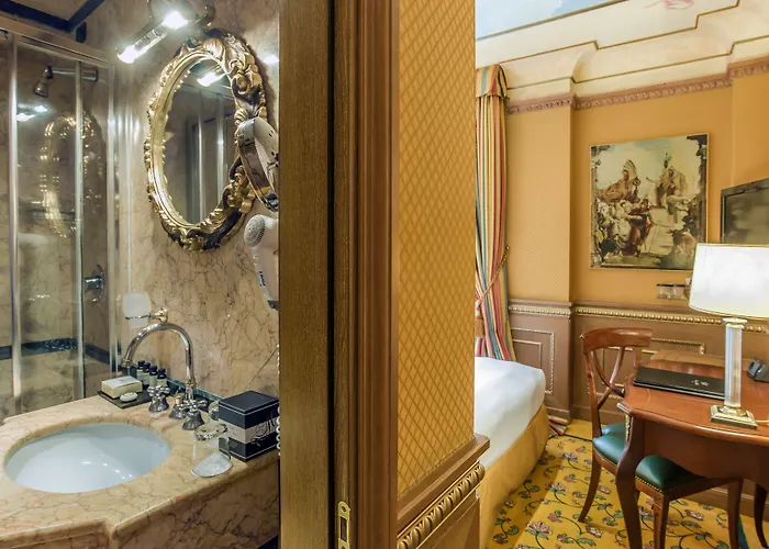 Hotell River Palace 4*