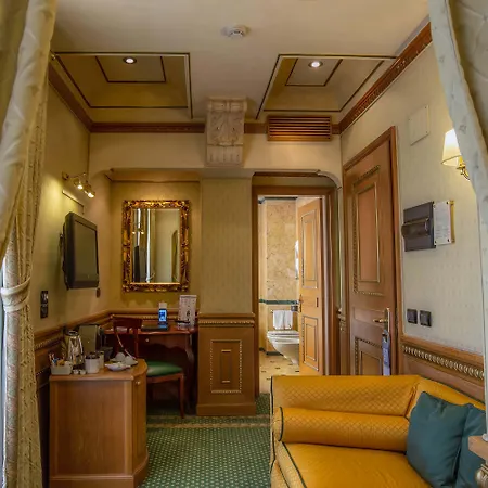 River Palace Hotel Roma