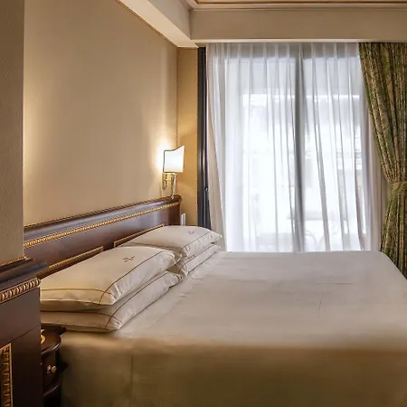 River Palace Hotel 4*