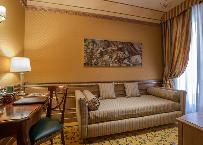 Отель River Palace Рим