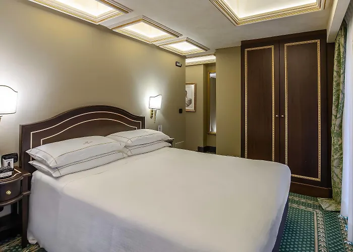 River Palace Отель 4*